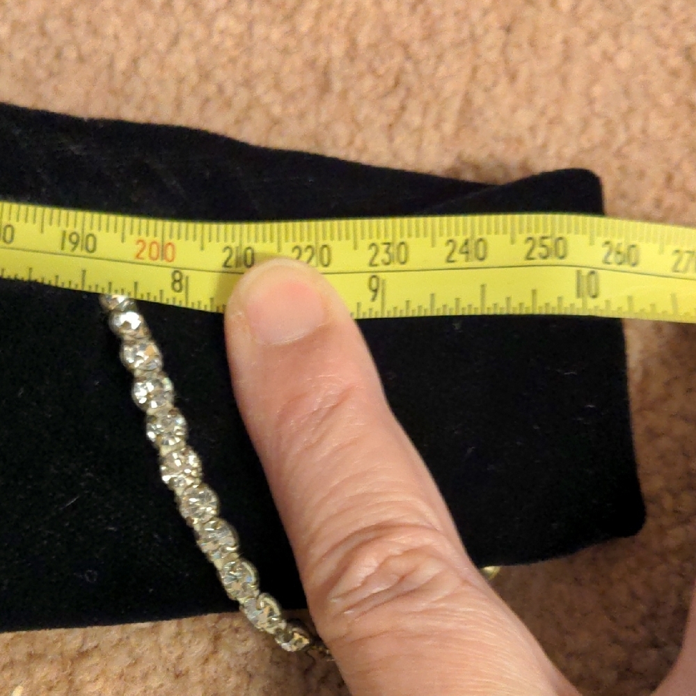 Vintage Holt Renfrew Black Velvet Headband with Rhinestone Accent Trim Detailing - Picture 5 of 10